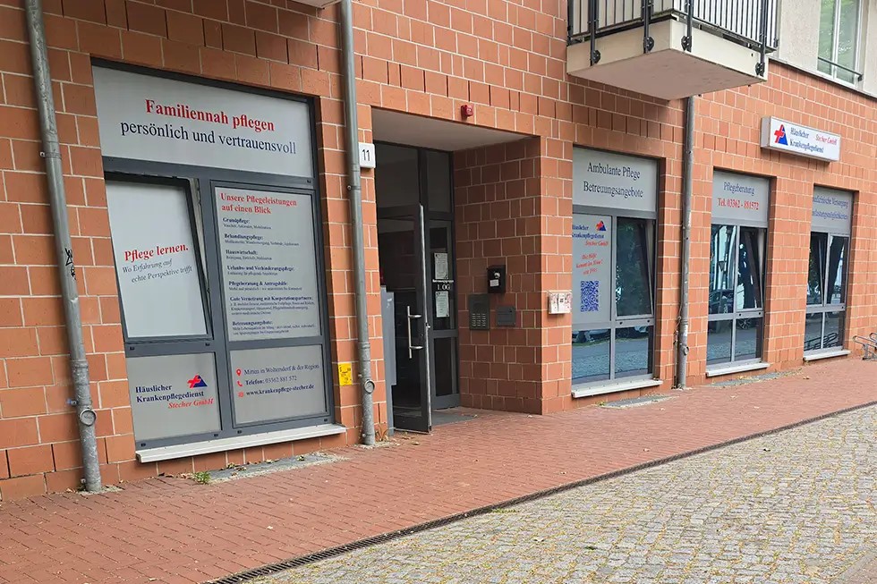 Außenansicht Eingang Pflegedienst Stecher